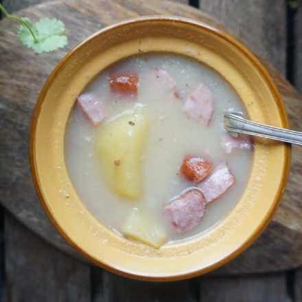 Традиционный польский суп "жур"